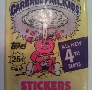 Garbage Pail Kids card pack   Series 12 Unopened   Topps   Bubble Gum 