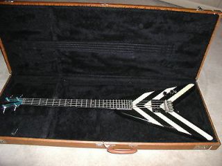 1979 Kramer Aluminum Neck V Bass White/Black W/Case