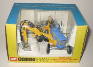 CORGI TOYS No. 74 FORD 5000 SUPER MAJOR TRACTOR WITH HYDRAULIC SCOOP 