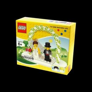 Lego Bride & Groom Wedding Cake/Table Topper Minifigure/Minifig 853340 
