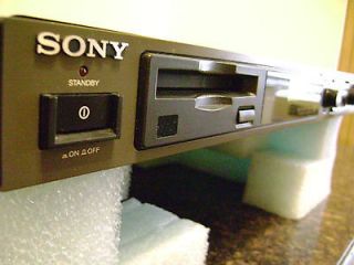 Sony MDS E11 Professional MiniDisc Recorder/ Player