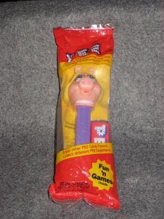 Miss Piggy Muppets Pez Dispensor in package with candy 1980s 90s
