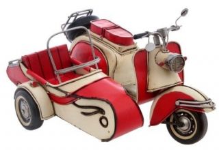VESPA MOTORCYCLE REPLICA WITH SIDECAR. BRAND NEW IN BOX