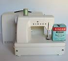 VINTAGE SINGER CHILDS SEWING MACNING LITTLE TOUCH & SEW WITH 