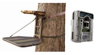   Stoop Hang On Tree Stand 25 x 25 + Moultrie D55 IRXT Game Camera