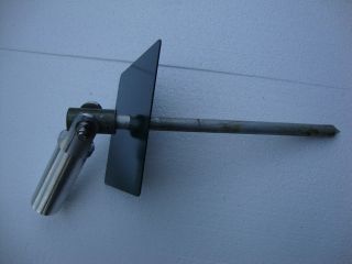 ANTENNA SWIVEL STAKE USED WITH MILITARY 48 MAST POLE