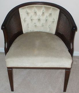 Solid Wood Vintage Round Back Sitting Chair with Rattan Sides