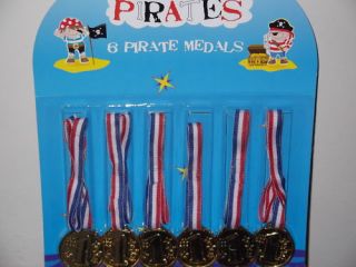 GOLD PIRATE MEDALS PLASTIC PARTY MEDALS CHILDRENS