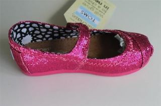 NEW TOMS Toddlers Mary Jane Magenta Glitters Tiny SHOES sz4 ,5, 6, 7 