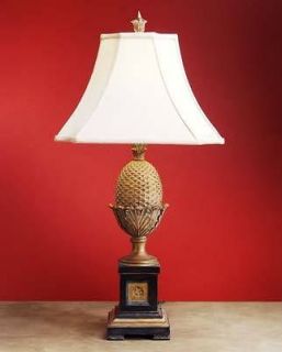 NEW PINEAPPLE ON PLINTH TABLE LAMP, 34H