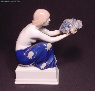 Rare Art Deco Rosenthal Porcelain Figurine Traubenjaegerin Designed 