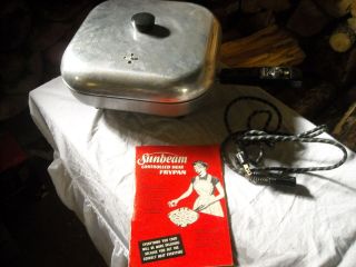 Vintage Sunbeam Controlled Heat Automatic Fry Pan. Works Great