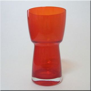 Riihimaki/Riih​imaen Lasi Oy Finnish Red Glass Vase