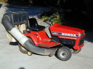 Honda 3813 Riding Lawn Mower 13HP Honda 38 Deck 5 Speed Bagger System 