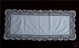 HAND EMBROIDERED TULIP & BOBBIN LACE TABLE RUNNER