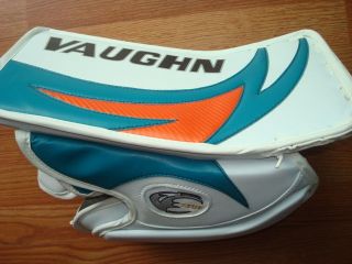 Vaughn 7500 Senior Pro Stock Goalie Glove Blocker San Jose Sharks 