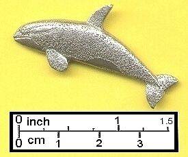 ORCA KILLER WHALE PIN or BROOCH or BADGE in HARRIS FINE PEWTER   FREE 