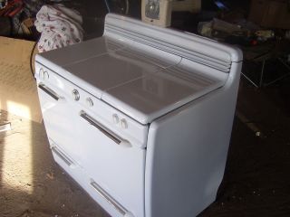 50`s Vintage Lady Kenmore Gas Stove. Overall Clean & Good Condition 