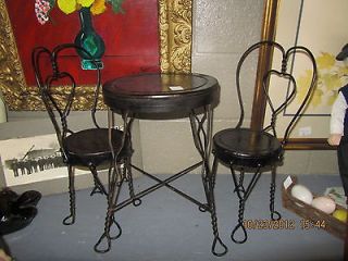   Wrought Iron DOLL Size Ice Cream Parlor Table & 2 Chairs Twisted Iron