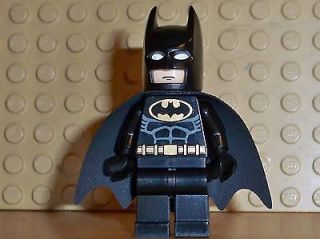 LEGO Batman Minifig Minifigure w/ cape Black Dark Knight NEW 