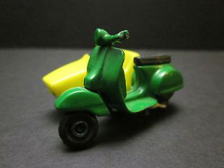  Diecast Green Scooter with Yellow Plastic Sidecar Made in Argentina VG