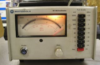 Vintage Motorola S1339A RF Millivoltmeter Milli Voltmeter Meter