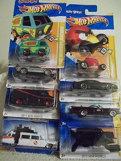 EIGHT HOT WHEELS T.V. CARS~SCOOBY DOO~THE BAT~RED BIRD~GHOSTBUSTERS~A 