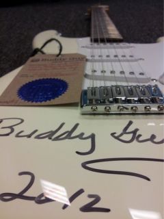 Buddy Guy autographed Fender Squier Bullet Strat white with white pick 
