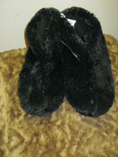 new black fuzzy lined slipper ankle boots sm 5/6 hold soles comfort 