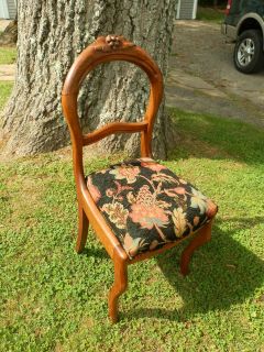 GORGEOUS ANTIQUE CARVED BALLOON BACK CHAIR W/GLOWING NATURAL PATINA