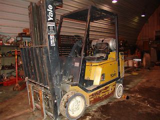 Yale #5000 LP or Gas Forklift with Side Shift.