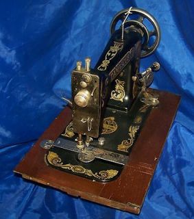 DAMASCUS LONG SHUTTLE SEWING MACHINE LATE 1800s EARLY 1900s 