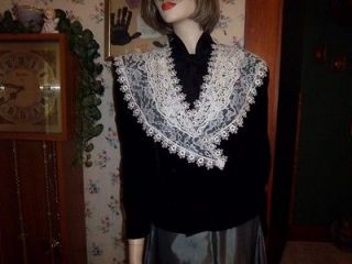 Vtg 80s Black Velvet Victorian Steampunk Jacket lace collar size S