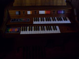 Kimball Entertainer keyboard in near mint condition