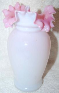 fenton pink vase in Vases