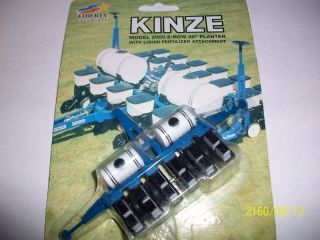 speccast 1/64 farm toy Kinze 2000 6 row planter 30 old stock