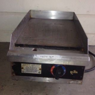 MONTAGUE 34 GAS 3 BURNER FLAT GRIDDLE W FRENCH TOP