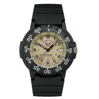 Luminox Mens 3013 Original Navy SEAL Dive Watch Watches 