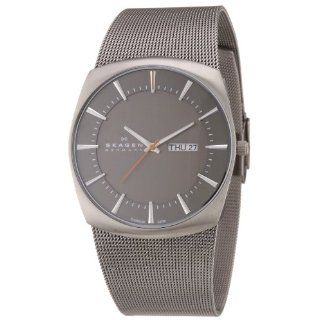 Skagen Mens 696XLTTM Titanium Grey Dial Watch Watches 