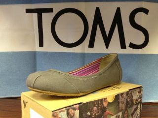 toms ballet flats 8.5 in Flats & Oxfords
