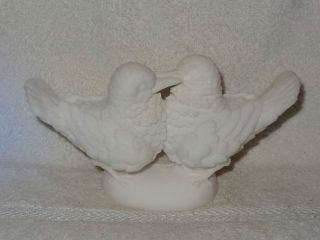Santini Sculpture  2 Baby Doves Birds Beak to Beak  Made in Italy