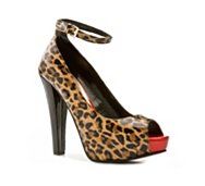 BY GUESS Crimson Leopard Pump