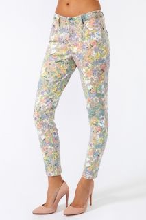 Run Down Skinny Jeans   Floral in Clothes at Nasty Gal 