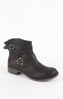 Report Jude Boots at PacSun