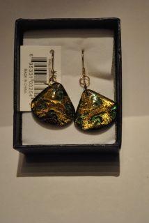 Jewellery*Shel​l shaped Earrings Golde​n pond* boxed