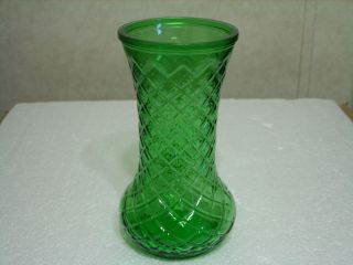 HOOSIER GLASS GREEN VASE DIAMOND DESIGN SIDES #4086