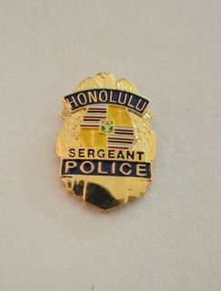 HONOLULU POLICE BADGE LAPEL PIN
