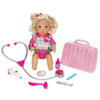 LITTLE MOMMY Blonde DOCTOR MOMMY Interactive doll with carry along 