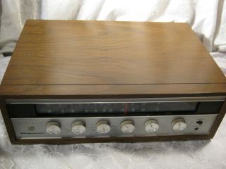 MAGNAVOX STEREO RECIEVER AMP AMPLIFIER SOLID STATE VINTAGE
