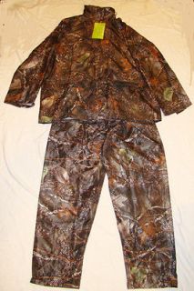 Waterproof, Windproof, Camouflage Deer Hunting Pants & Jacket Set 
